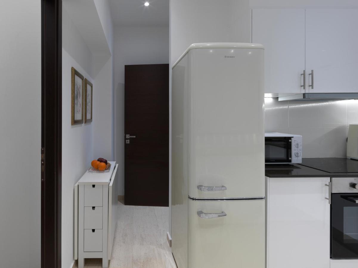 Newly Renovated Apartment In The Heart Of Athene Buitenkant foto