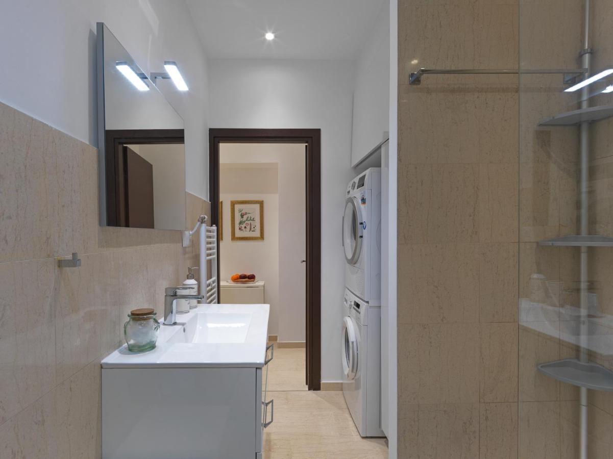 Newly Renovated Apartment In The Heart Of Athene Buitenkant foto